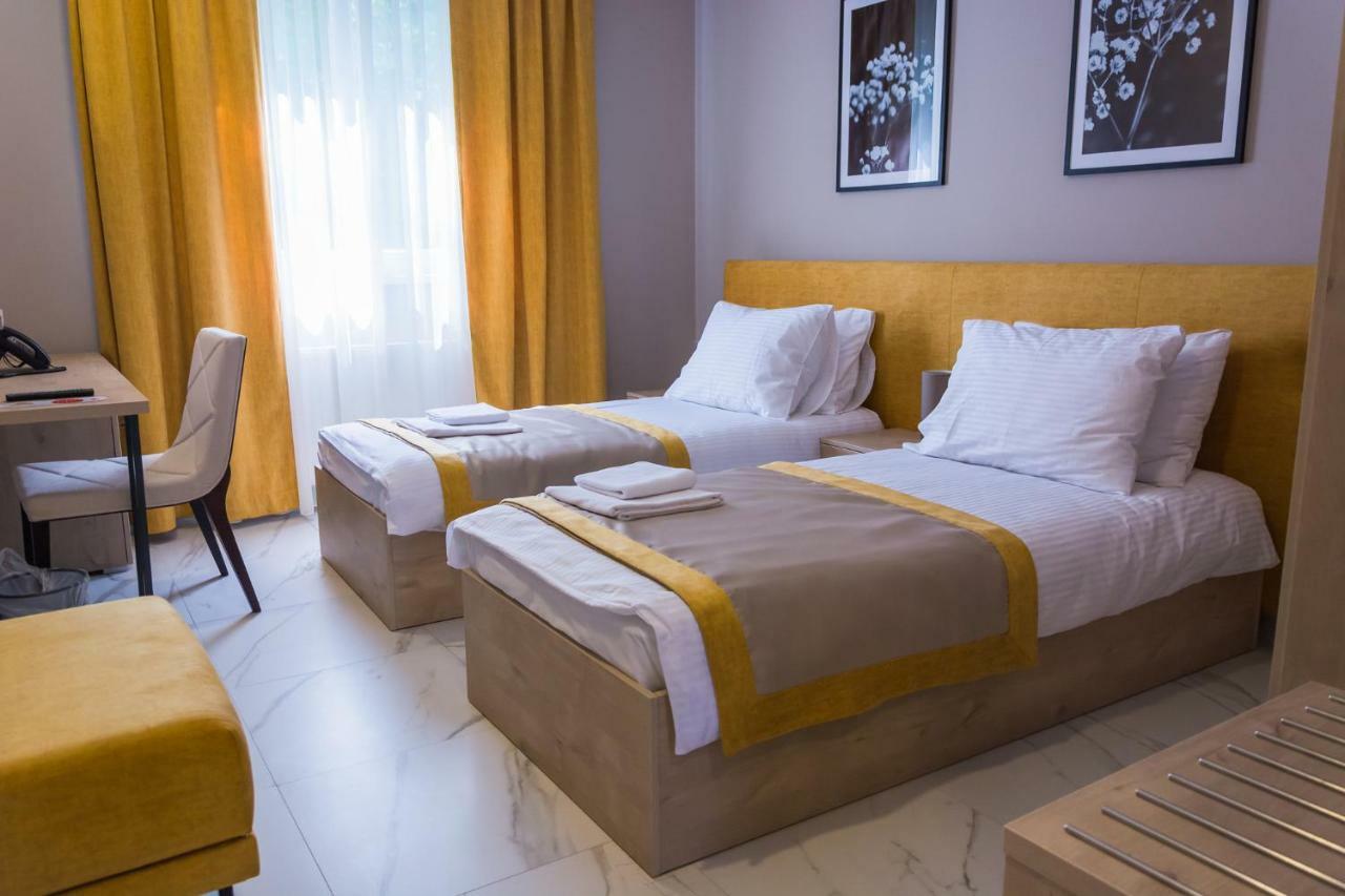 Hotel & Distillery Monogram Gradac  Zewnętrze zdjęcie