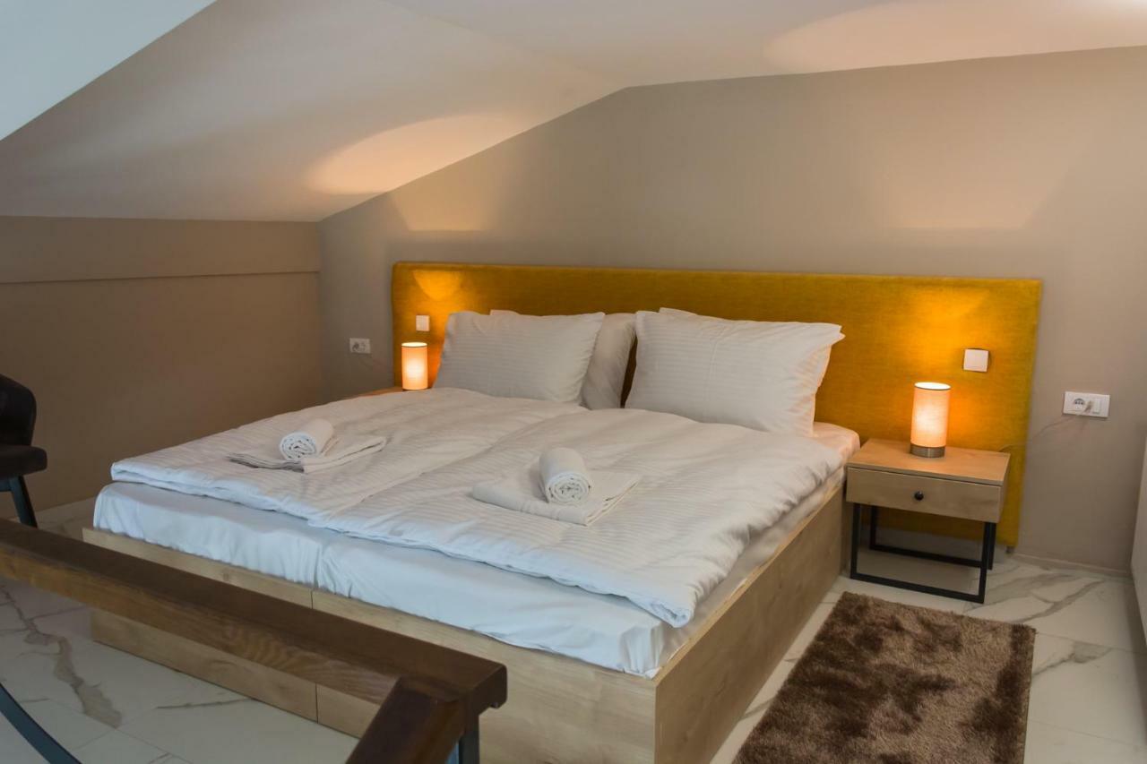 Hotel & Distillery Monogram Gradac  Zewnętrze zdjęcie