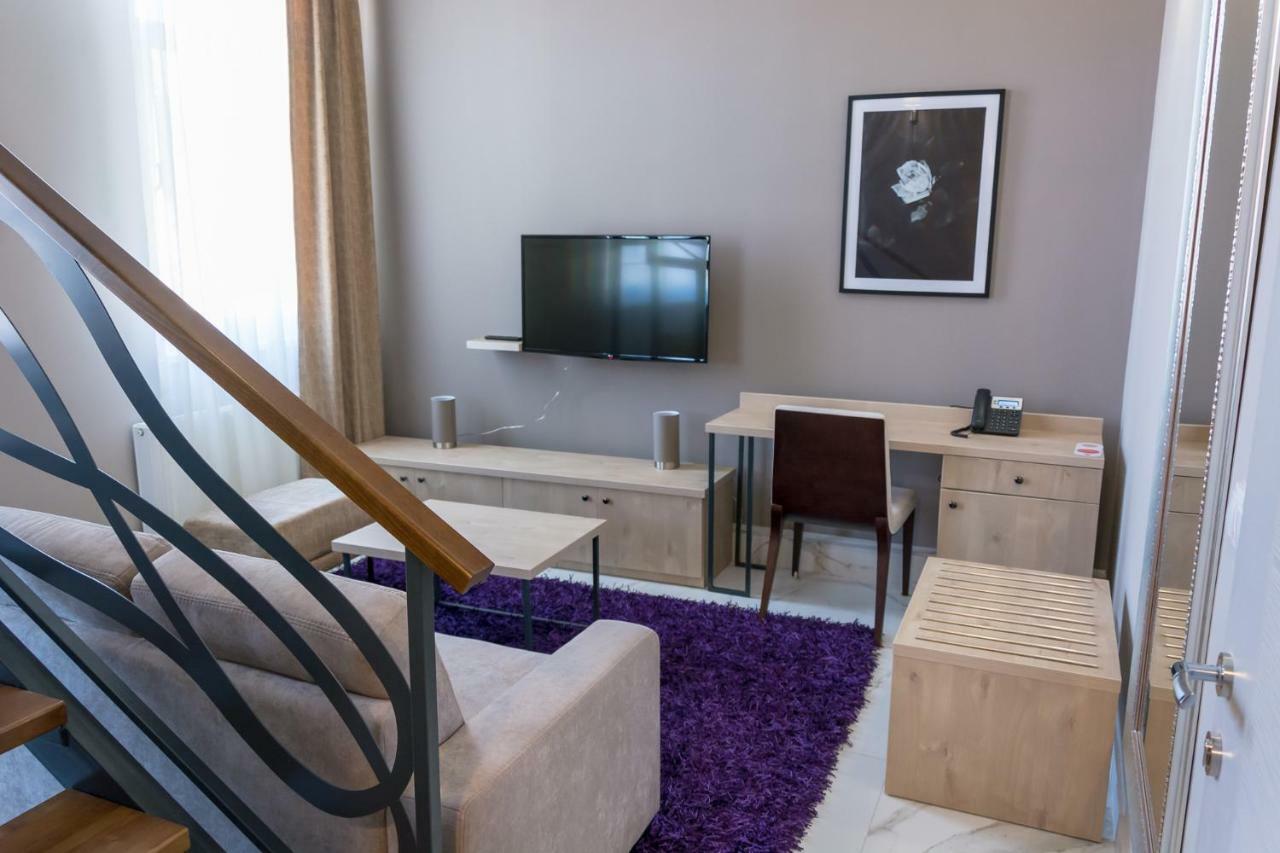 Hotel & Distillery Monogram Gradac  Zewnętrze zdjęcie
